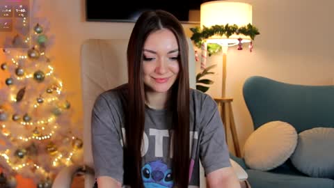 Snapshot of micky__love chatting on December 2024 11:10:02 PM Micky love online show from December 2024 11:10:02 PM