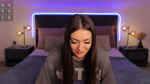 Snapshot of micky__love chatting on January 2025 01:59:02 AM Micky love online show from January 2025 01:59:02 AM