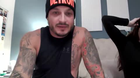 MickeyandMallory online show from January 2026 02:37:01 AM