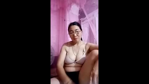 Snapshot of mickye00 chatting on June 2026 01:11:01 AM Miky online show from June 2026 01:11:01 AM