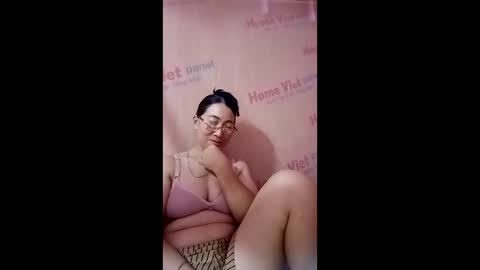 Snapshot of mickye00 chatting on June 2026 08:37:02 AM Miky online show from June 2026 08:37:02 AM