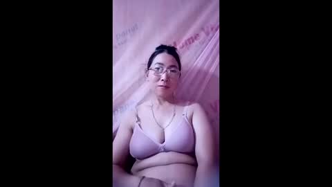 Snapshot of mickye00 chatting on June 2026 09:52:01 AM Miky online show from June 2026 09:52:01 AM