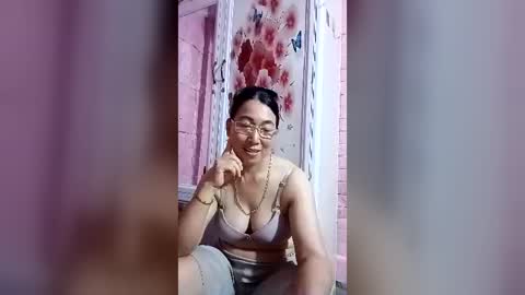 Snapshot of mickye00 chatting on June 2026 08:56:02 AM Miky online show from June 2026 08:56:02 AM