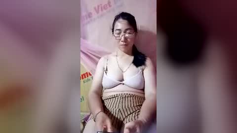 Snapshot of mickye00 chatting on June 2026 02:41:02 PM Miky online show from June 2026 02:41:02 PM