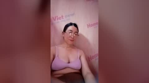 Snapshot of mickye00 chatting on June 2026 04:13:01 AM Miky online show from June 2026 04:13:01 AM