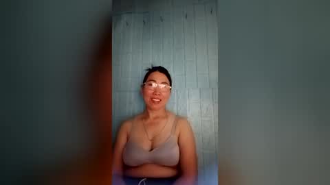 Snapshot of mickye00 chatting on June 2026 01:04:02 PM Miky online show from June 2026 01:04:02 PM
