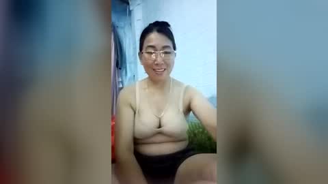 Snapshot of mickye00 chatting on June 2026 01:56:02 PM Miky online show from June 2026 01:56:02 PM