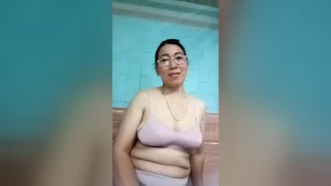 Snapshot of mickye00 chatting on July 2026 04:19:01 AM Miky online show from July 2026 04:19:01 AM