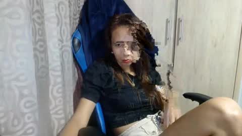 Snapshot of miculohot chatting on January 2025 10:57:01 PM vanesa sexy online show from January 2025 10:57:01 PM