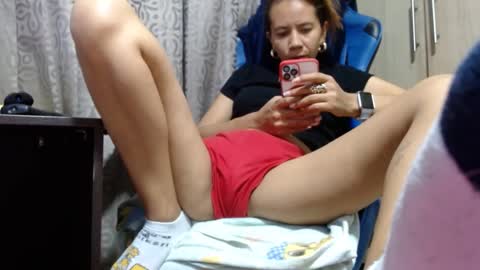 Snapshot of miculohot chatting on February 2025 12:04:02 AM vanesa sexy online show from February 2025 12:04:02 AM