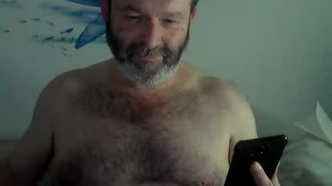 Snapshot of midhir chatting on January 2025 09:50:01 PM kike online show from January 2025 09:50:01 PM