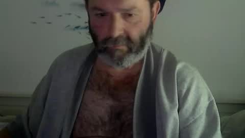 Snapshot of midhir chatting on January 2025 02:53:02 PM kike online show from January 2025 02:53:02 PM