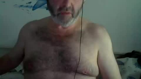 Snapshot of midhir chatting on February 2025 10:22:02 PM kike online show from February 2025 10:22:02 PM