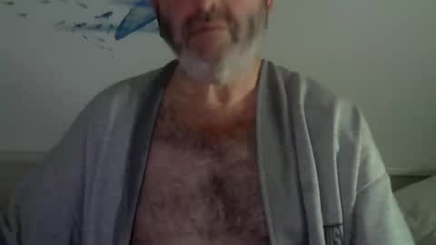 Snapshot of midhir chatting on March 2025 04:00:02 PM kike online show from March 2025 04:00:02 PM