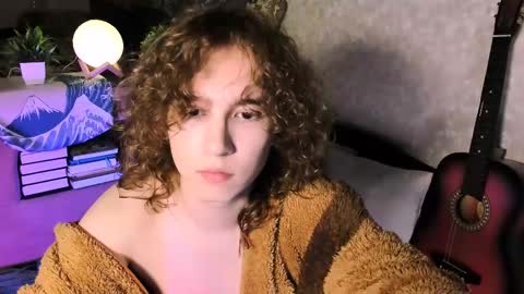 Max online show from February 2025 02:37:01 PM