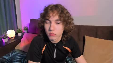 Snapshot of midnight_answer chatting on January 2026 04:12:02 PM Max online show from January 2026 04:12:02 PM