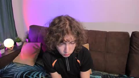 Snapshot of midnight_answer chatting on January 2026 05:07:01 PM Max online show from January 2026 05:07:01 PM