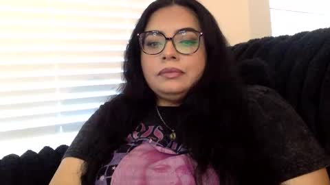 Snapshot of midnightbruja111 chatting on October 2025 05:02:02 PM midnightbruja111 online show from October 2025 05:02:02 PM