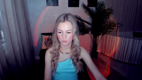 midnighteaura online show from April 2026 11:26:02 AM