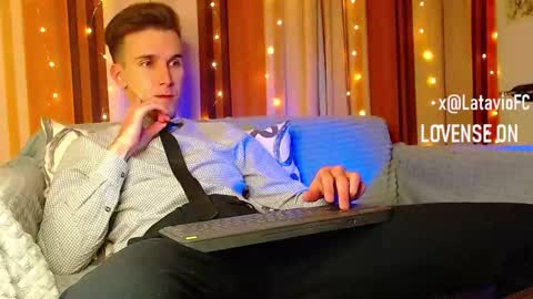 Alexey or just Alex online show from December 2025 12:52:02 AM