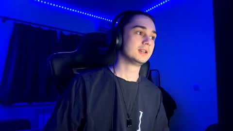 Snapshot of midnightmale197 chatting on February 2026 10:06:01 PM Peep online show from February 2026 10:06:01 PM