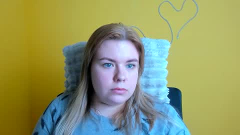 Mariana online show from December 2025 12:58:01 PM