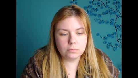 Mariana online show from May 2026 02:45:01 PM
