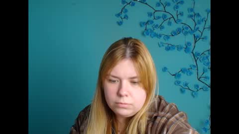 Mariana online show from May 2026 04:04:02 PM