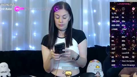 Snapshot of midnightpixie chatting on April 2026 12:31:01 PM Jenna Talia online show from April 2026 12:31:01 PM