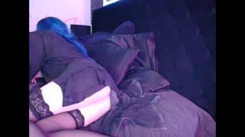 Snapshot of midnightrose11 chatting on March 2025 06:57:02 AM Midnightrose online show from March 2025 06:57:02 AM