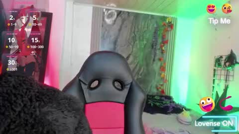 Snapshot of midory_ chatting on October 2025 09:31:01 AM midory_ online show from October 2025 09:31:01 AM