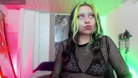 Snapshot of midory_ chatting on October 2025 04:02:01 AM midory_ online show from October 2025 04:02:01 AM