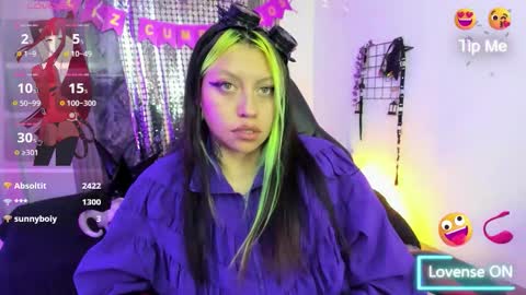 Snapshot of midory_ chatting on November 2025 08:26:01 AM midory_ online show from November 2025 08:26:01 AM