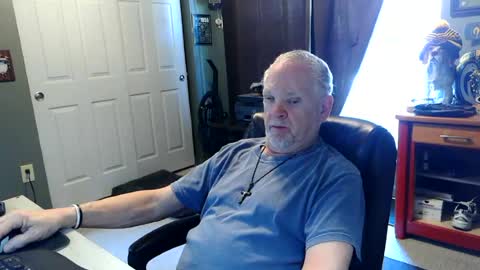 Snapshot of midwestdad09 chatting on July 2026 01:14:02 PM midwestdad09 online show from July 2026 01:14:02 PM