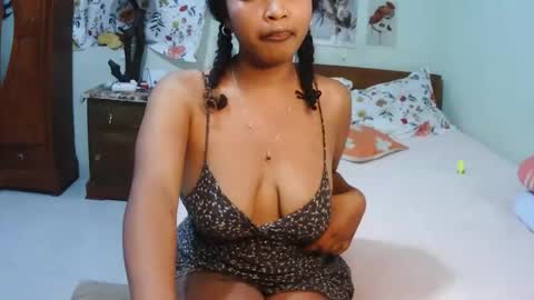 miel_07 online show from May 2026 12:57:01 PM