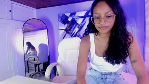 Snapshot of miel_ambar chatting on May 2026 04:04:02 PM miel_ambar online show from May 2026 04:04:02 PM