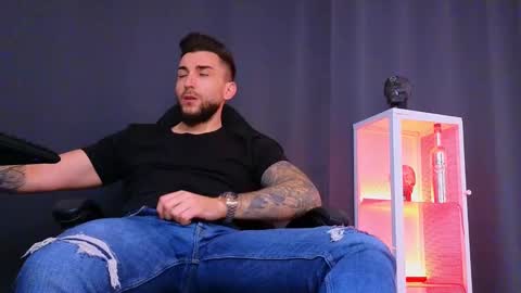 MightyAaron online show from February 2025 02:53:02 PM