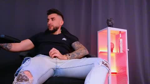 MightyAaron online show from February 2025 02:58:01 PM