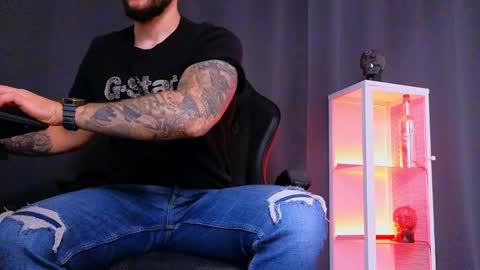 MightyAaron online show from February 2025 05:41:01 AM