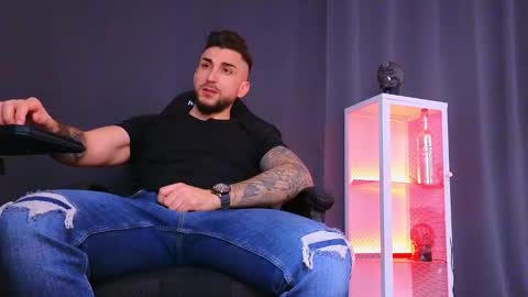 MightyAaron online show from February 2025 05:42:01 PM