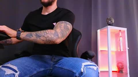 MightyAaron online show from February 2025 07:55:02 AM