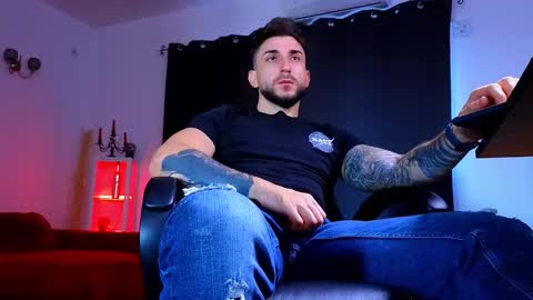 MightyAaron online show from September 2025 03:02:01 PM