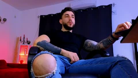 MightyAaron online show from May 2026 02:49:02 AM