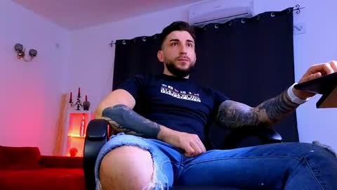 MightyAaron online show from May 2026 03:45:02 AM