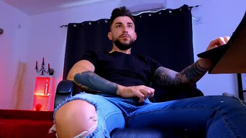 MightyAaron online show from June 2026 03:20:02 AM