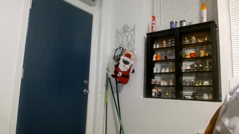 Mightymandingo online show from December 2025 03:02:01 AM