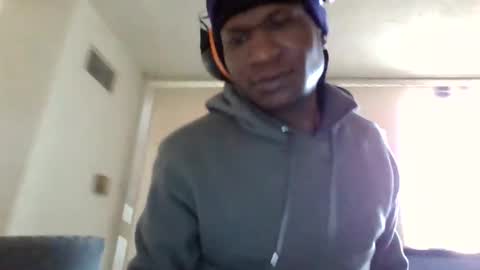 Snapshot of mightymandingo chatting on April 2026 12:08:02 PM Mightymandingo online show from April 2026 12:08:02 PM