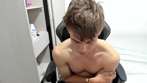 Miguel Hernandez online show from October 2025 01:28:01 PM