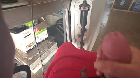 miguelsins95 online show from February 2026 06:01:01 PM