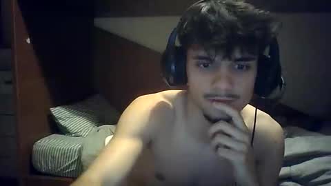 migueltomas34 online show from June 2026 10:52:02 PM